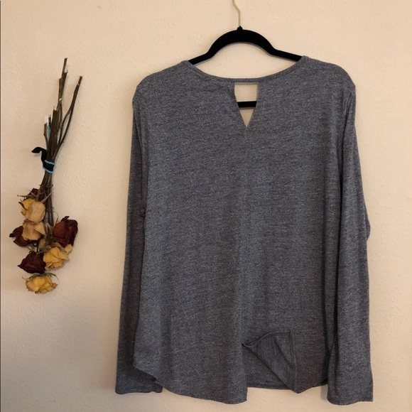 Lightweight Knit Top - Picture 2 of 4